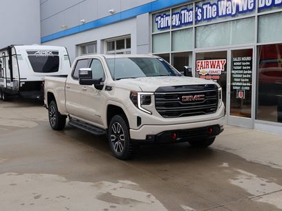 New 2026 GMC Sierra 1500 AT4 w/ AT4 Premium Package