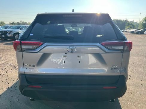 Used 2025 Toyota RAV4 XLE w/ Convenience Package AWD/4WD image 5