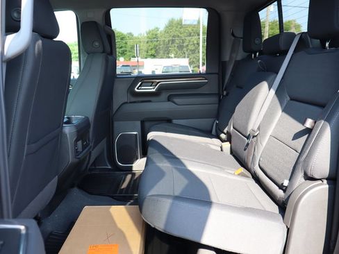 New 2026 Chevrolet Silverado 2500 LT w/ All Star Edition AWD/4WD image 18