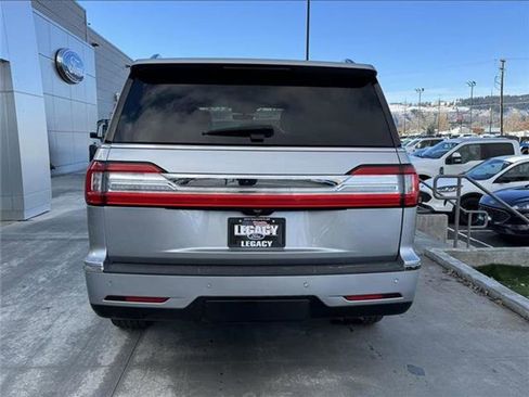 Used 2020 Lincoln Navigator 4WD image 6