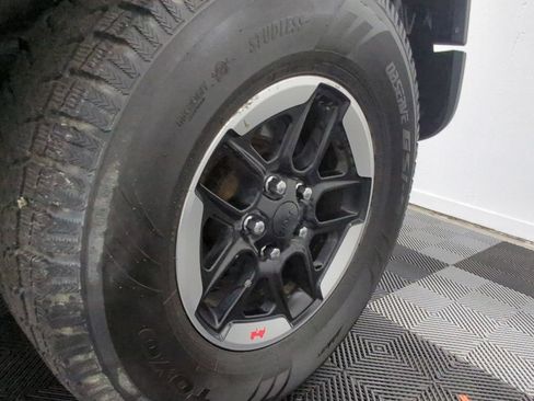 Used 2020 Jeep Wrangler Unlimited Rubicon w/ Dual Top Group AWD/4WD image 38