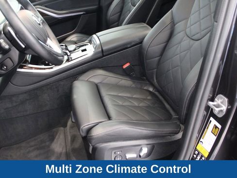 Used 2023 BMW X5 xDrive40i w/ Premium Package AWD/4WD image 11