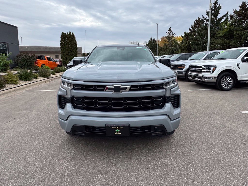 Used 2025 Chevrolet Silverado 1500 RST AWD/4WD image 3
