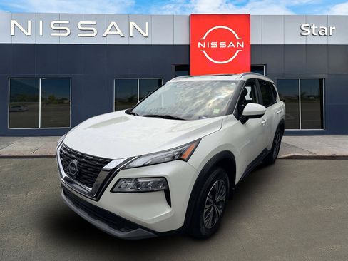 Used 2023 Nissan Rogue SV w/ SV Premium B Package AWD/4WD image 3