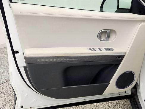 Used 2024 Hyundai Ioniq 5 Limited image 11