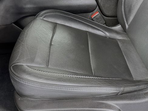 Used 2021 GMC Yukon Denali w/ Denali Ultimate Package image 19