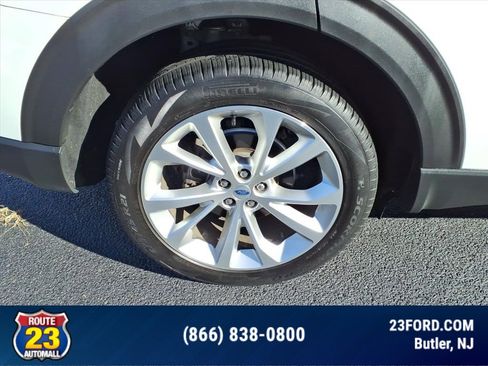 Certified 2022 Ford Explorer Platinum w/ Equipment Group 601A image 6