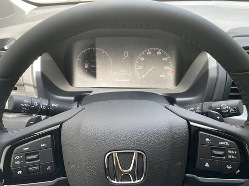 New 2026 Honda Odyssey Touring image 18