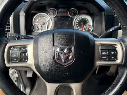 Used 2015 RAM 3500 Laramie w/ Cold Weather Group image 18