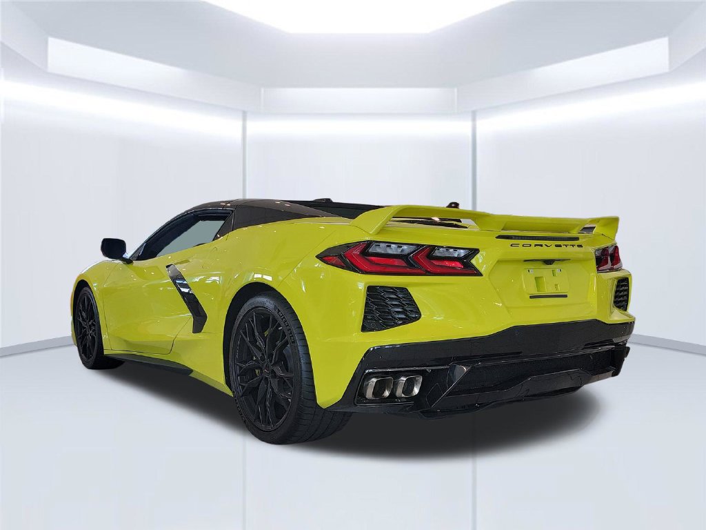 Used 2024 Chevrolet Corvette Stingray Preferred Conv w/ Z51 Performance Package RWD image 8