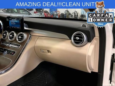 Used 2019 Mercedes-Benz C 300 4MATIC Sedan image 16