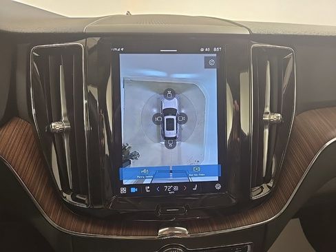 Used 2023 Volvo XC60 B5 Plus w/ Climate Package image 16