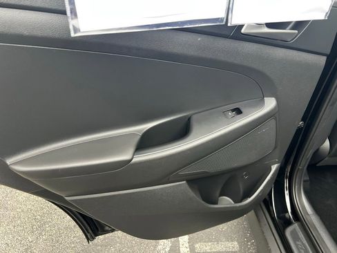 Used 2019 Hyundai Tucson Value AWD/4WD image 34