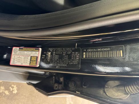 Used 2022 Kia Niro Touring Special Edition FWD image 31