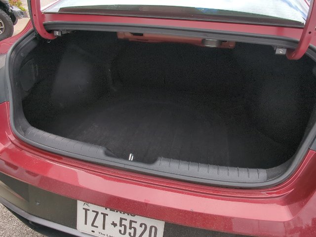 Used 2024 Hyundai Elantra Limited FWD image 34