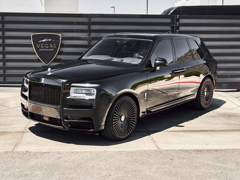 Used 2020 Rolls-Royce Cullinan AWD/4WD image 6