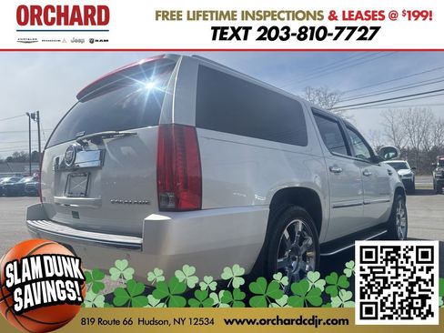 Used 2009 Cadillac Escalade ESV Base image 3