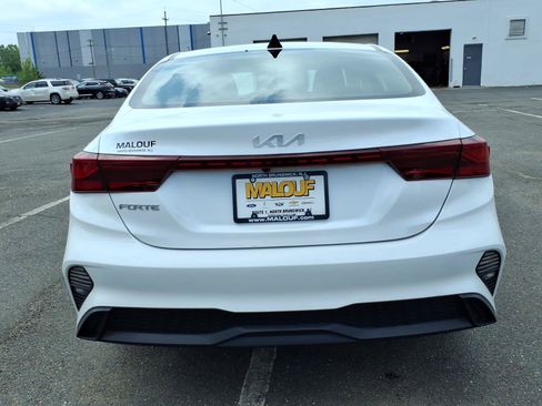 Used 2024 Kia Forte LXS FWD image 5