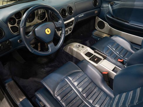 Used 2003 Ferrari 360 Spider RWD image 2