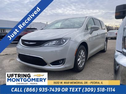 Used 2020 Chrysler Pacifica Touring