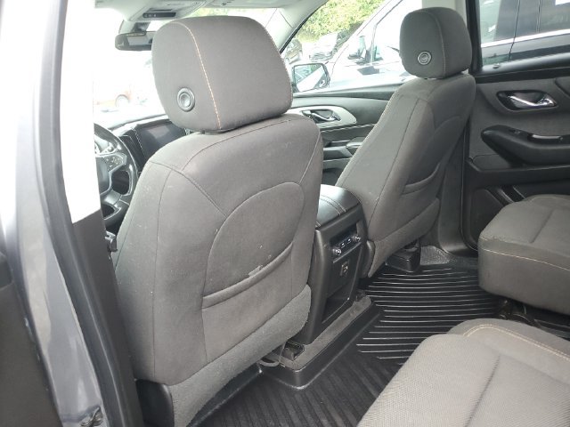 Used 2020 Chevrolet Traverse LT AWD/4WD image 24