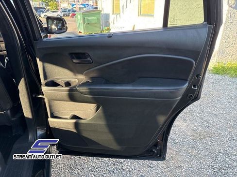 Used 2022 Honda Pilot TrailSport image 19