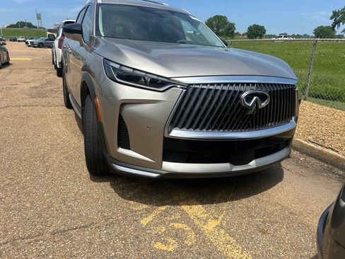 Used 2026 INFINITI QX60 Luxe w/ Cargo Package AWD/4WD image 17