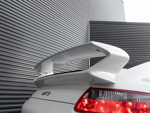 Used 2007 Porsche 911 GT3 RWD image 12