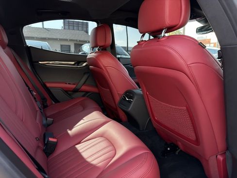 Used 2022 Maserati Ghibli Modena image 42