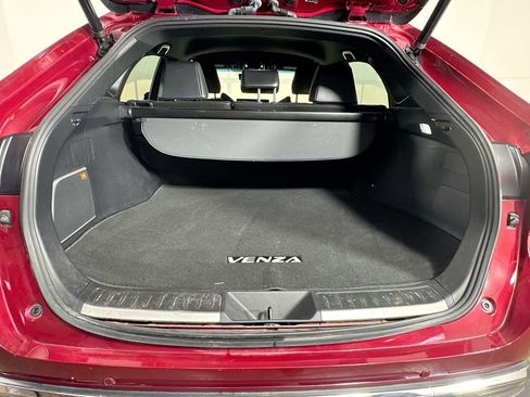 Used 2021 Toyota Venza Limited image 31