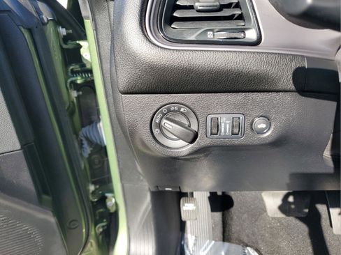 Certified 2023 Dodge Challenger SXT image 27