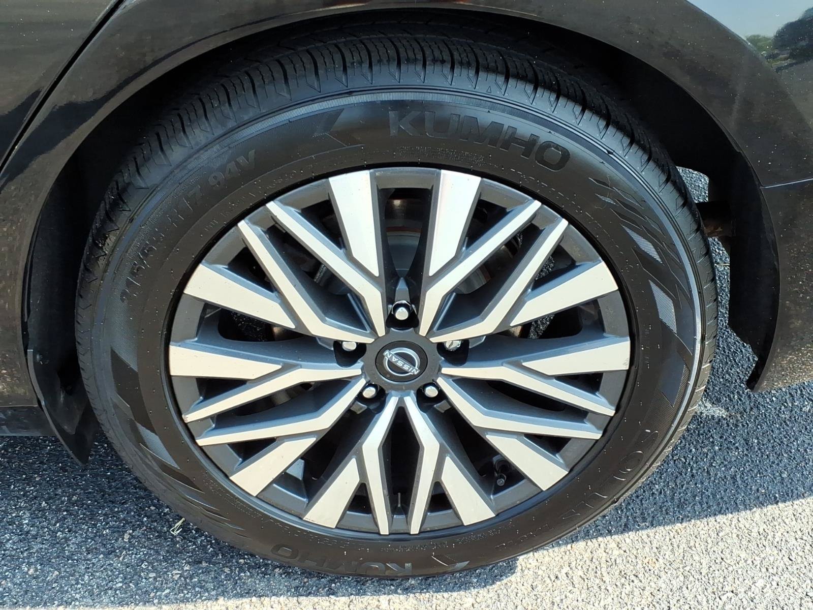 Used 2024 Nissan Altima 2.5 SV FWD image 20