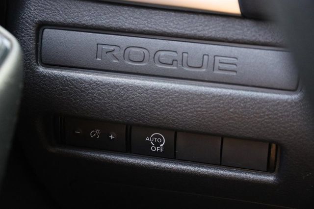 Used 2024 Nissan Rogue S FWD image 21