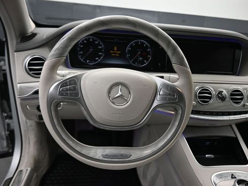 Used 2016 Mercedes-Benz S 550 4MATIC Sedan w/ Premium Package image 15