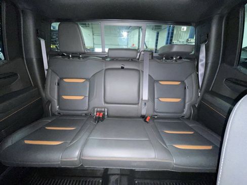 Used 2024 GMC Sierra 1500 AT4 w/ Technology Package image 26