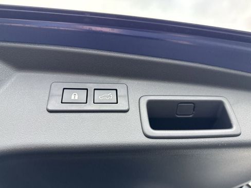 New 2026 Subaru Outback Touring AWD/4WD image 44