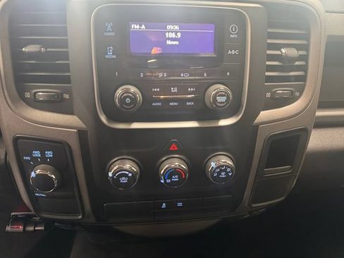 Used 2013 RAM 1500 Express AWD/4WD image 3