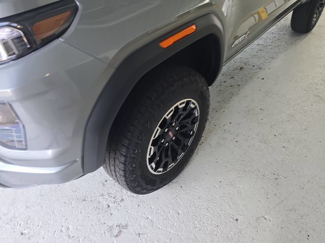 New 2026 GMC Canyon AT4 AWD/4WD image 10