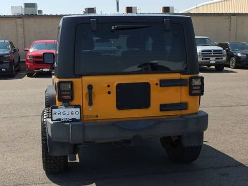 Used 2012 Jeep Wrangler Sport AWD/4WD image 8