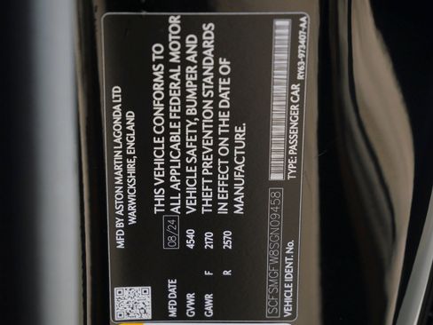 Used 2025 Aston Martin V8 Vantage image 28