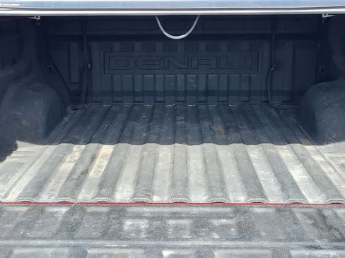 Used 2018 GMC Canyon Denali image 30