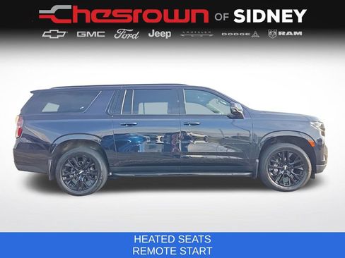 Used 2022 Chevrolet Suburban RST w/ Luxury Package AWD/4WD image 12