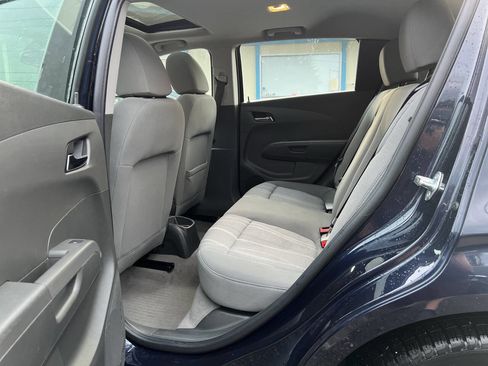 Used 2016 Chevrolet Sonic LT w/ Fun and Sun Package image 21