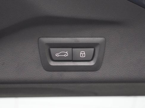 Used 2026 BMW X7 xDrive40i AWD/4WD image 37