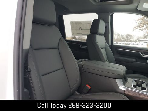 New 2026 GMC Sierra 2500 SLT w/ SLT Premium Package image 29