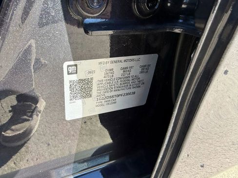 Used 2023 Chevrolet Malibu LT image 14