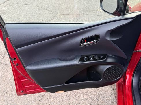 Used 2018 Toyota Prius Prime Plus image 15