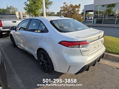 Used 2025 Toyota Corolla SE FWD image 6