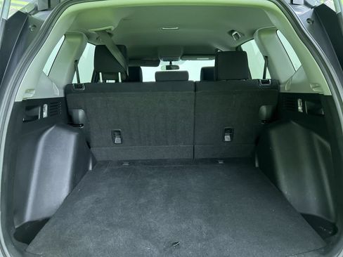 Used 2018 Honda CR-V LX image 27