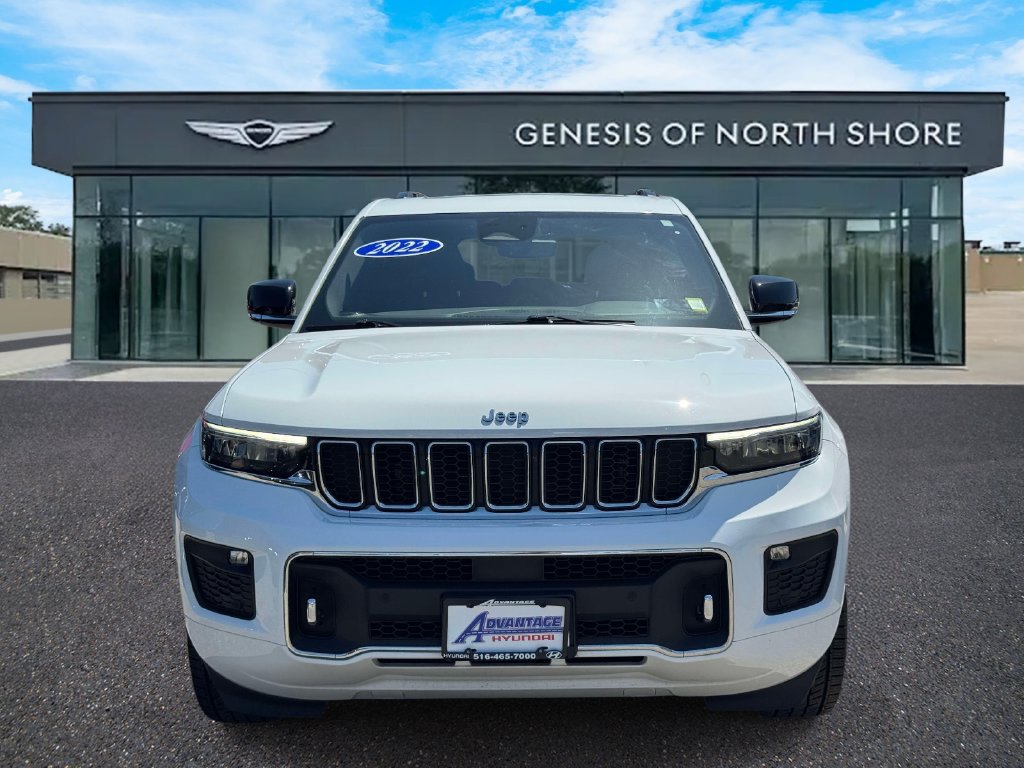 Used 2022 Jeep Grand Cherokee Overland AWD/4WD image 2